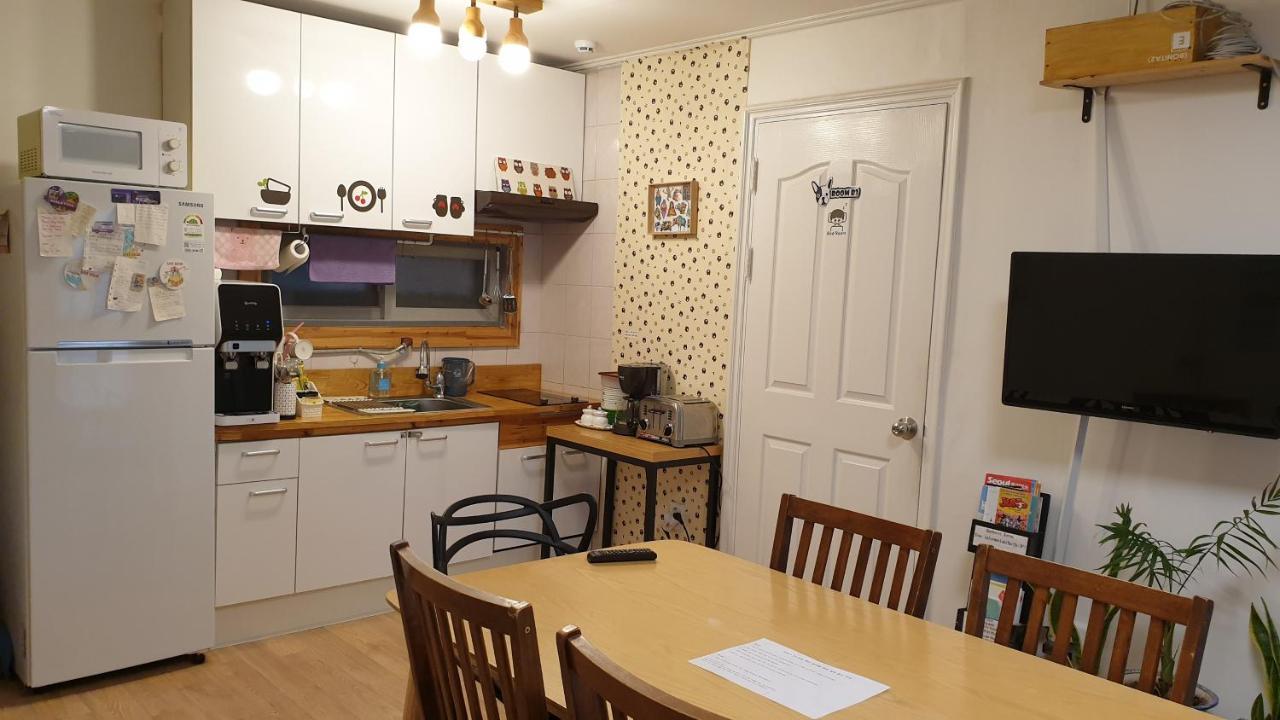 Oh My Guesthouse Сеул Экстерьер фото