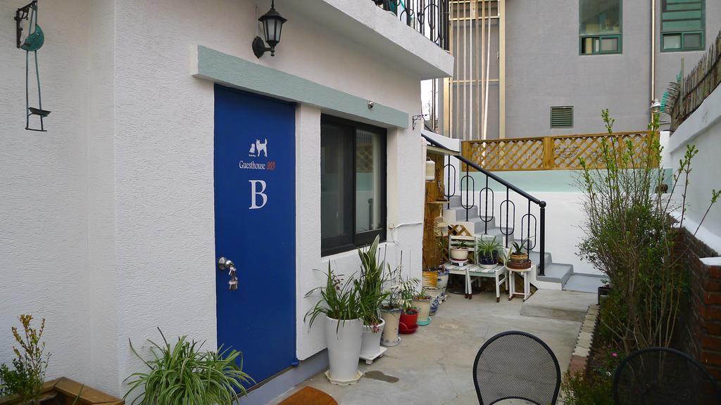 Oh My Guesthouse Сеул Экстерьер фото