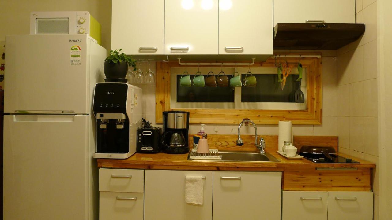 Oh My Guesthouse Сеул Экстерьер фото