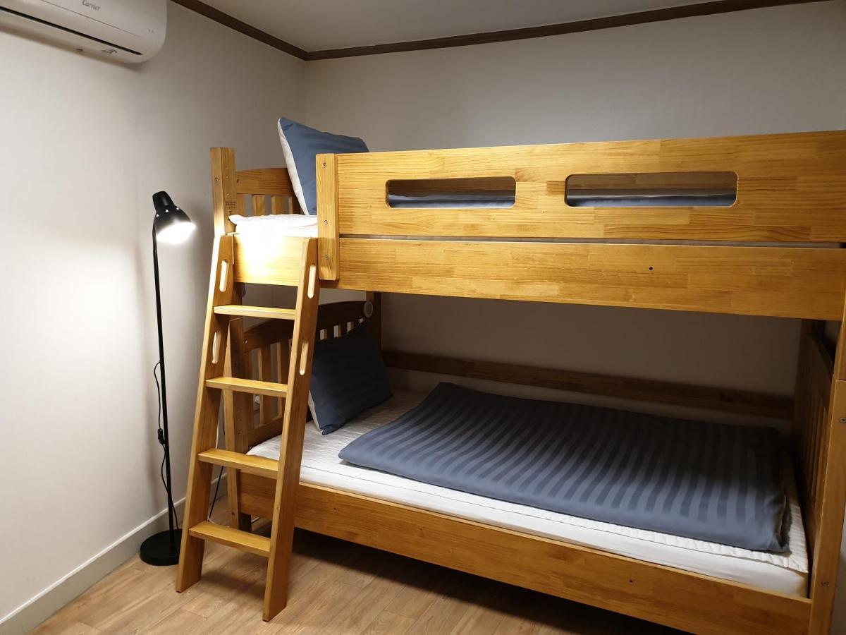 Oh My Guesthouse Сеул Экстерьер фото
