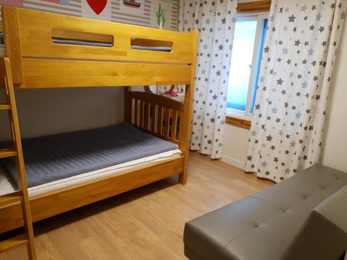 Oh My Guesthouse Сеул Экстерьер фото